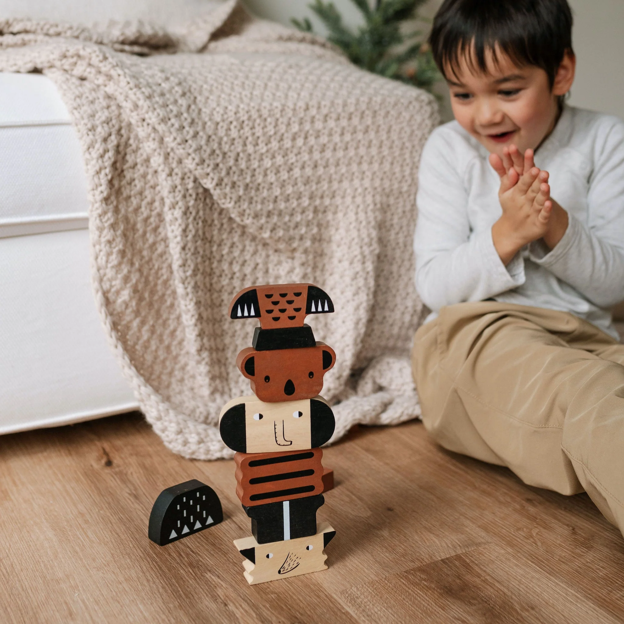 Wee Gallery Animal Tower - Image 2