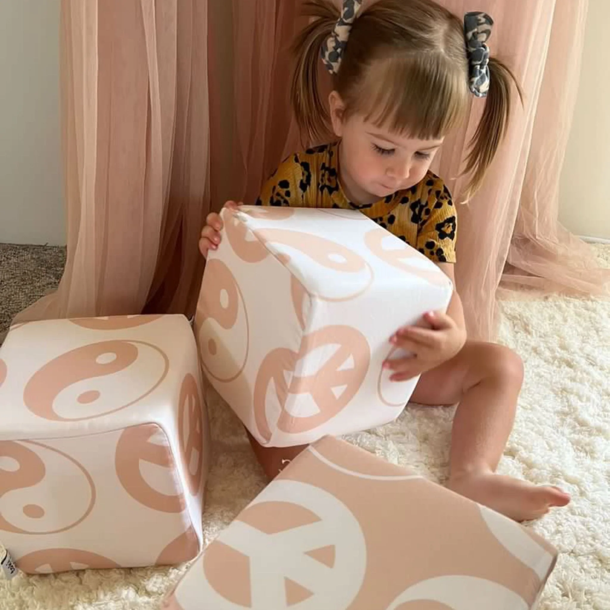 Toki Mats Beige Yin Yang Play Cube - Image 5