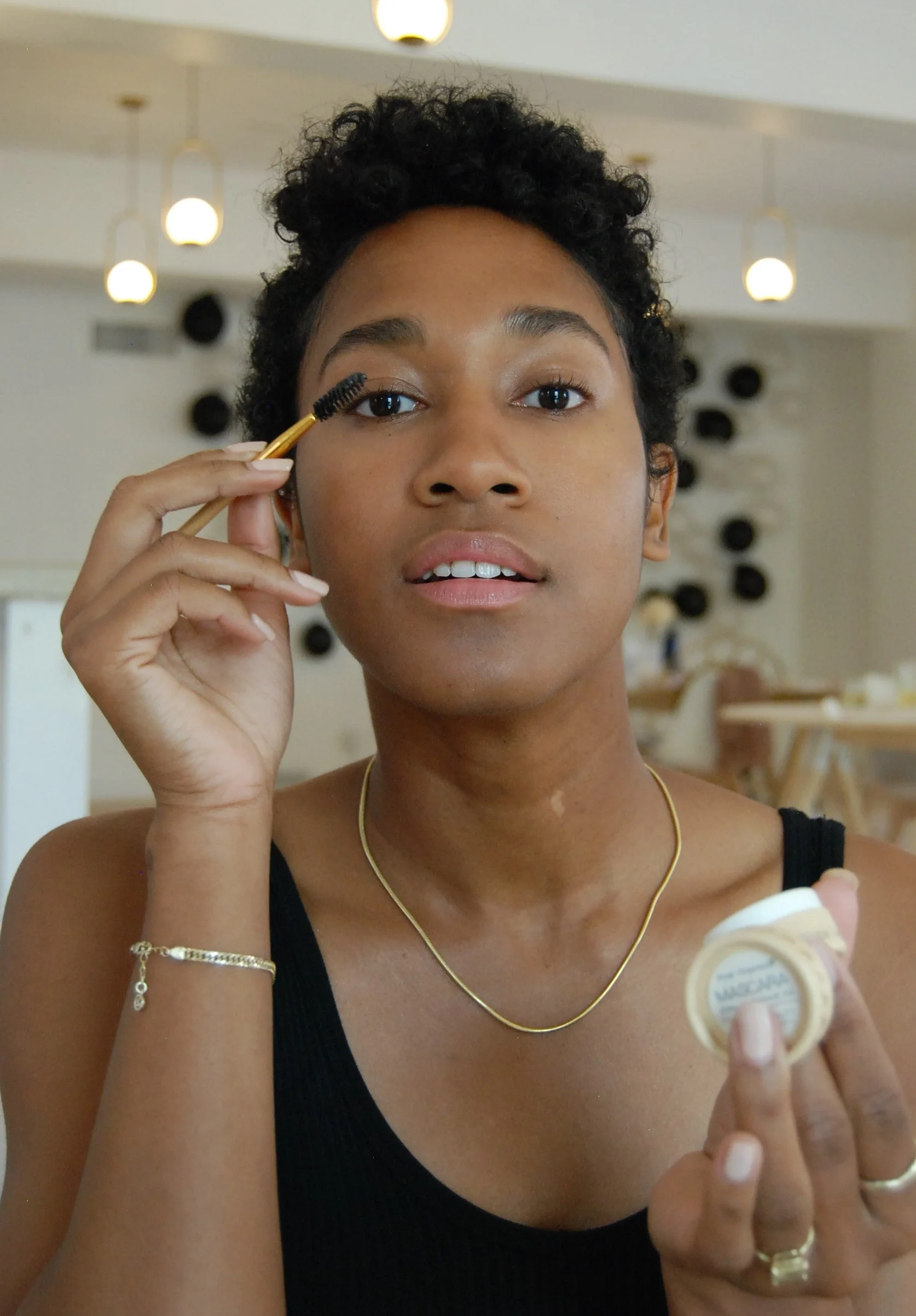 River Organics Black Vegan Zero-Waste Mascara - Image 5