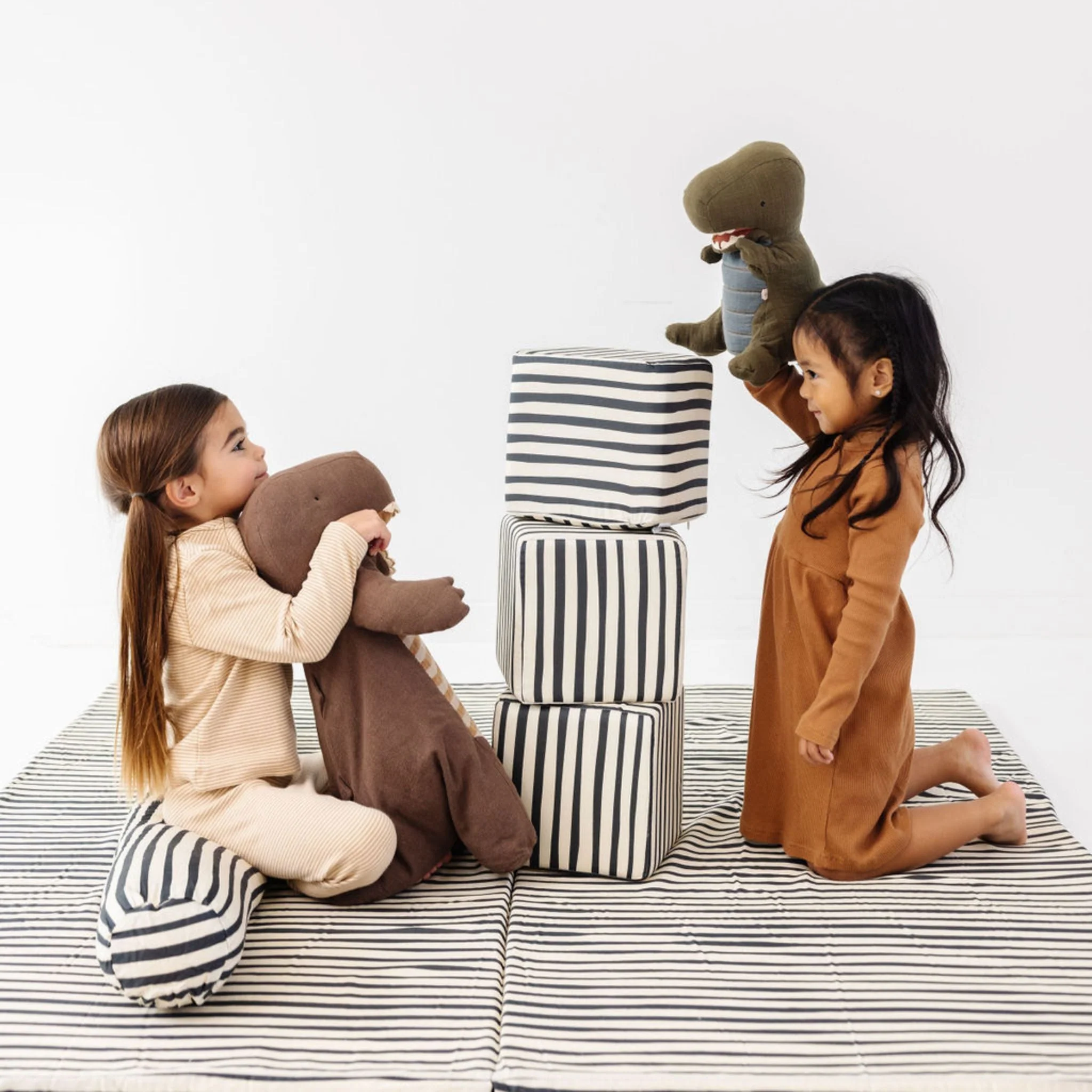 Toki Mats Bold Stripe Play Cube - Image 2