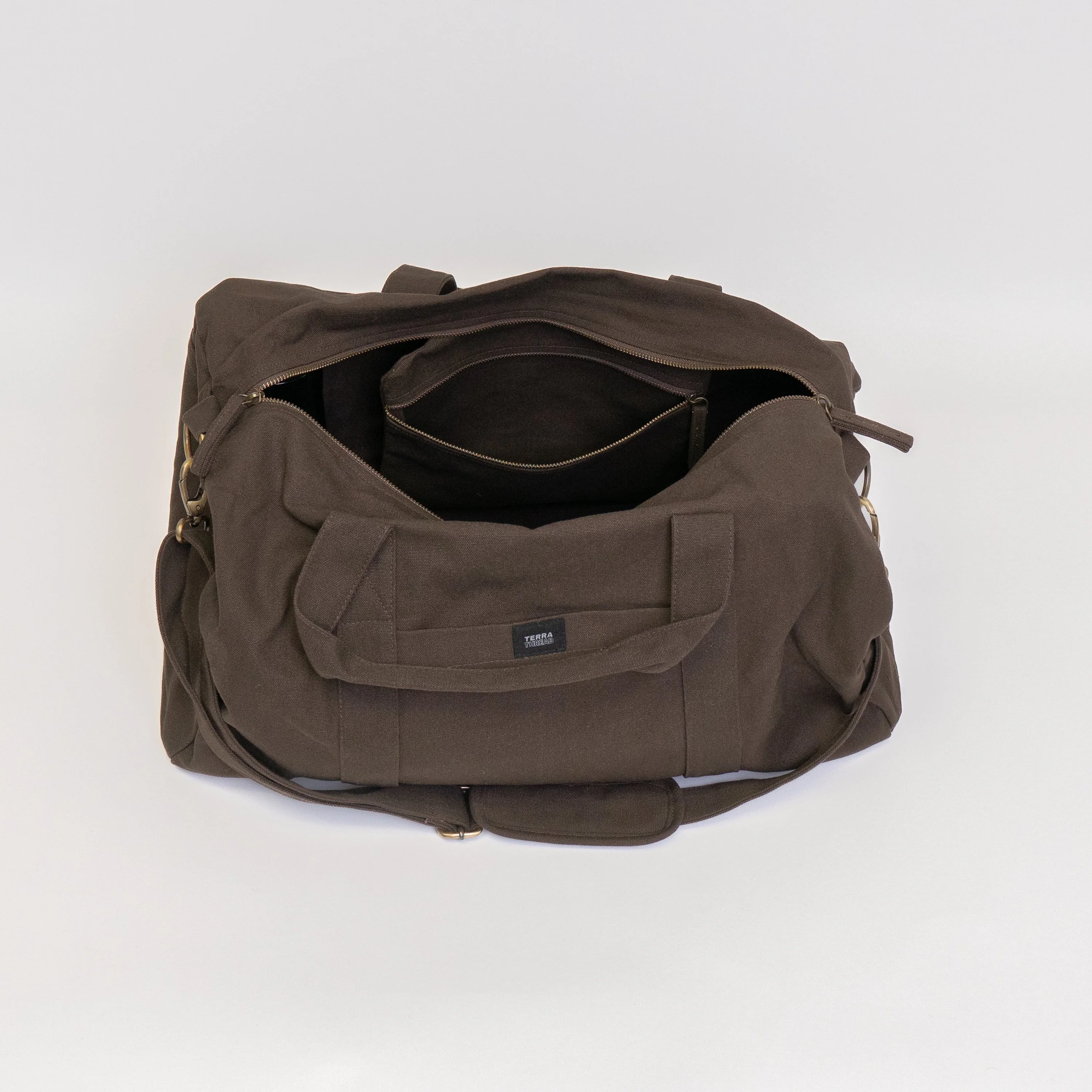 Terra Thread® Bumi Eco Duffel Bag - Image 16