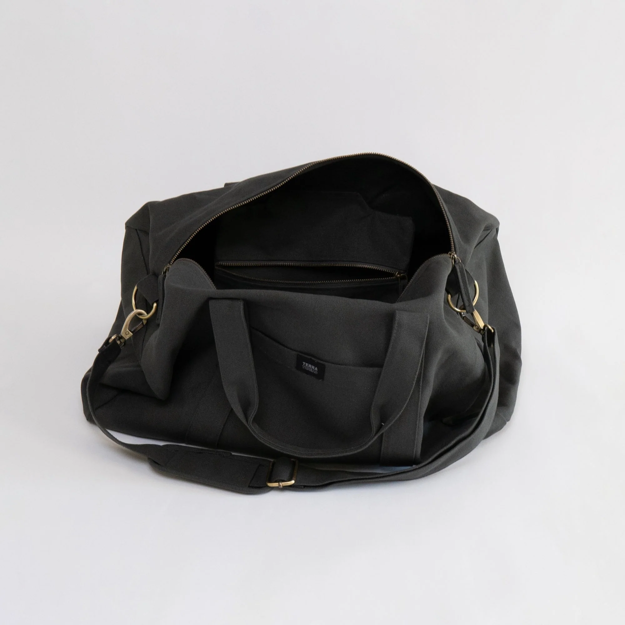 Terra Thread® Bumi Eco Duffel Bag - Image 56
