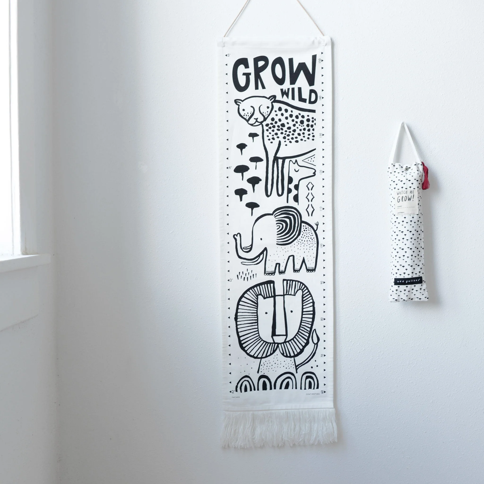 Wee Gallery Canvas Growth Chart - Safari - Image 2