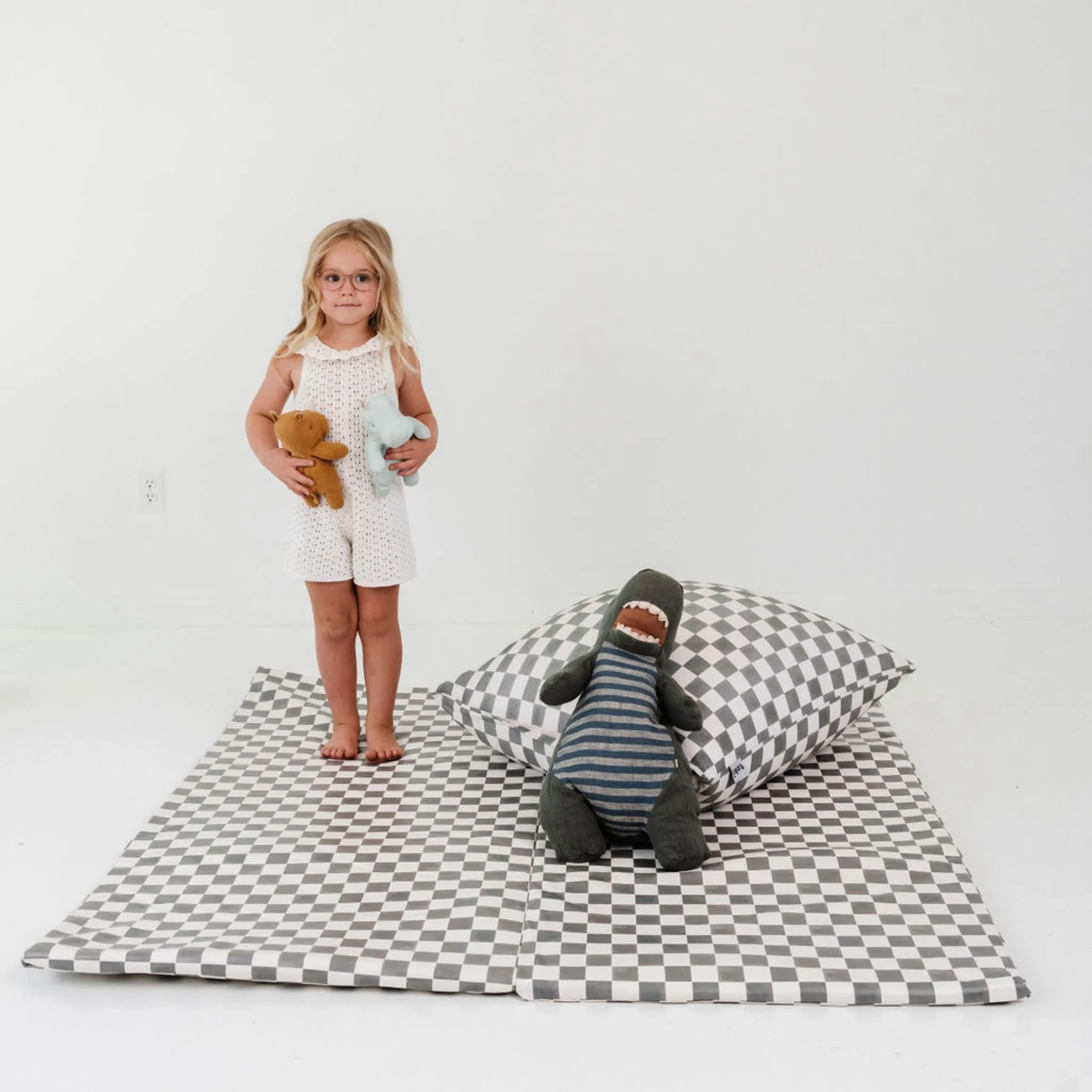 Toki Mats Checker Pepper Vegan Leather Mat - Image 3