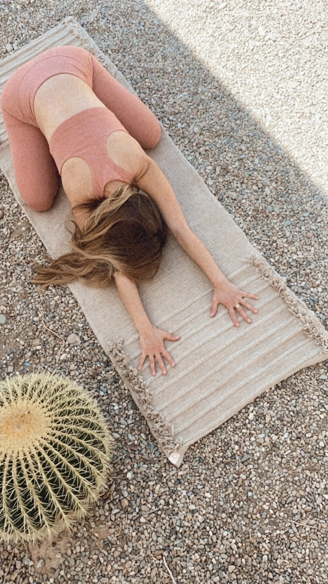 Oko Living Clay - Naturally Dyed Herbal Yoga Mat - Image 3