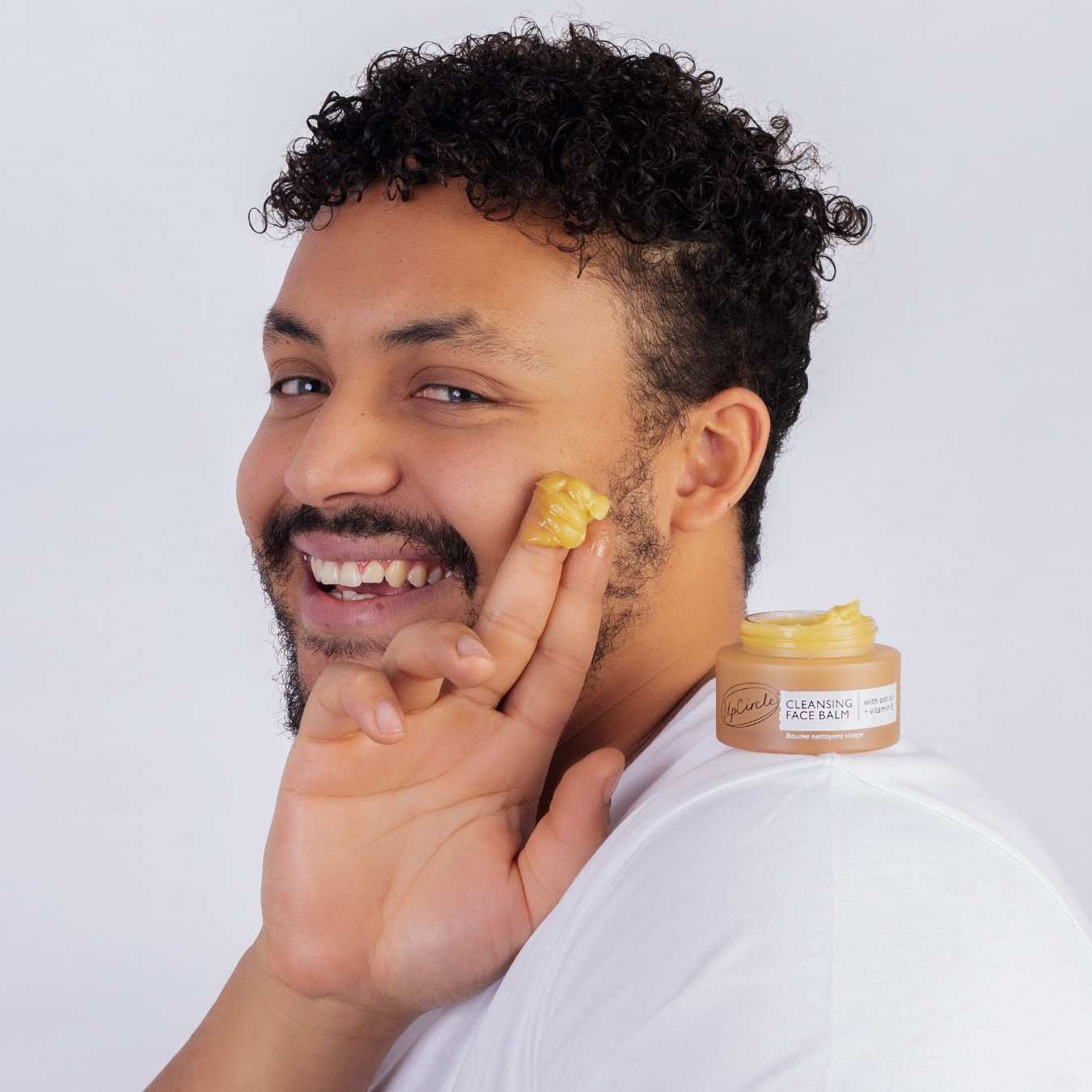 UpCircle Cleansing Face Balm with Oat Oil + Vitamin E - Image 8