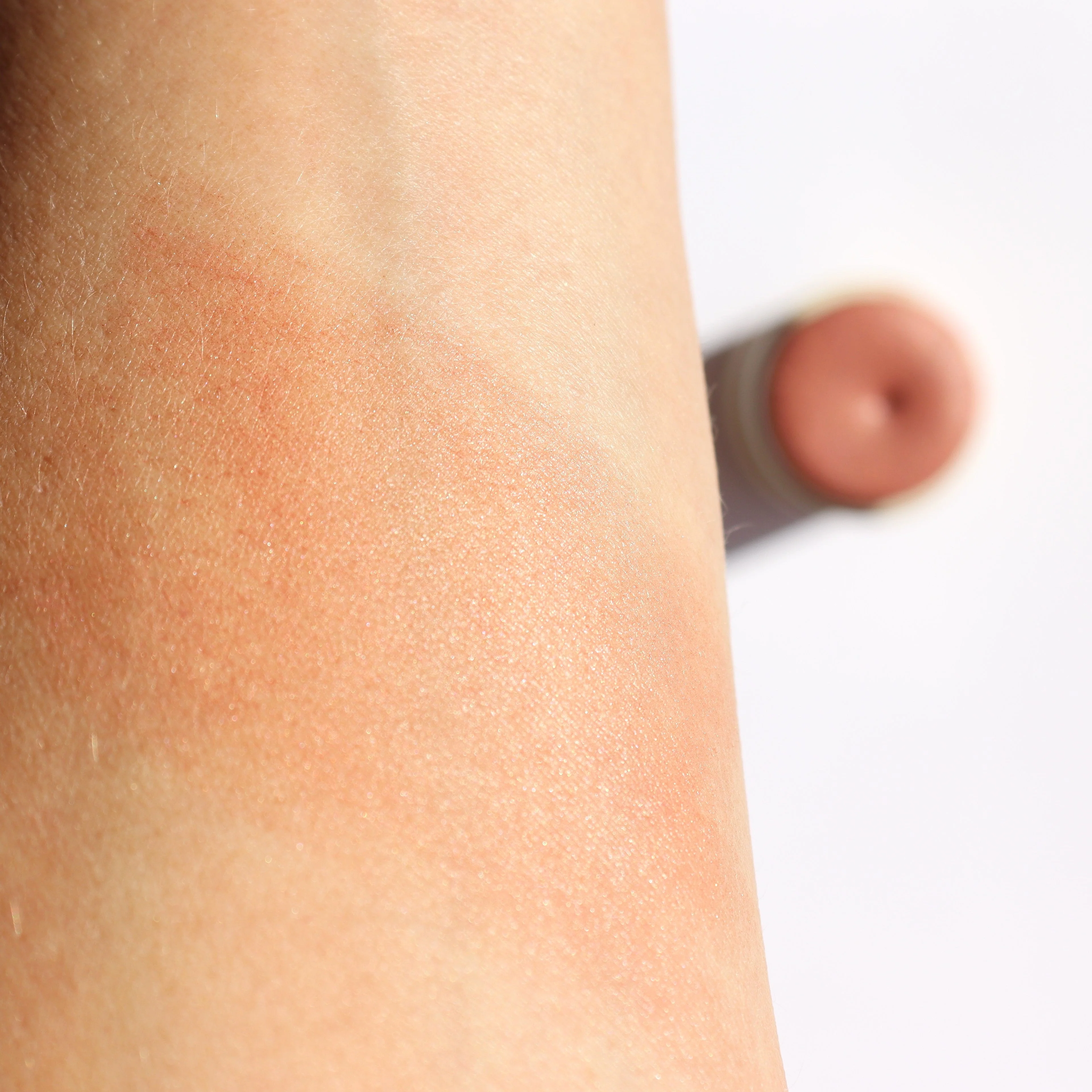 River Organics Creamy Vegan Blush Stick - Dusty Rose - Image 3