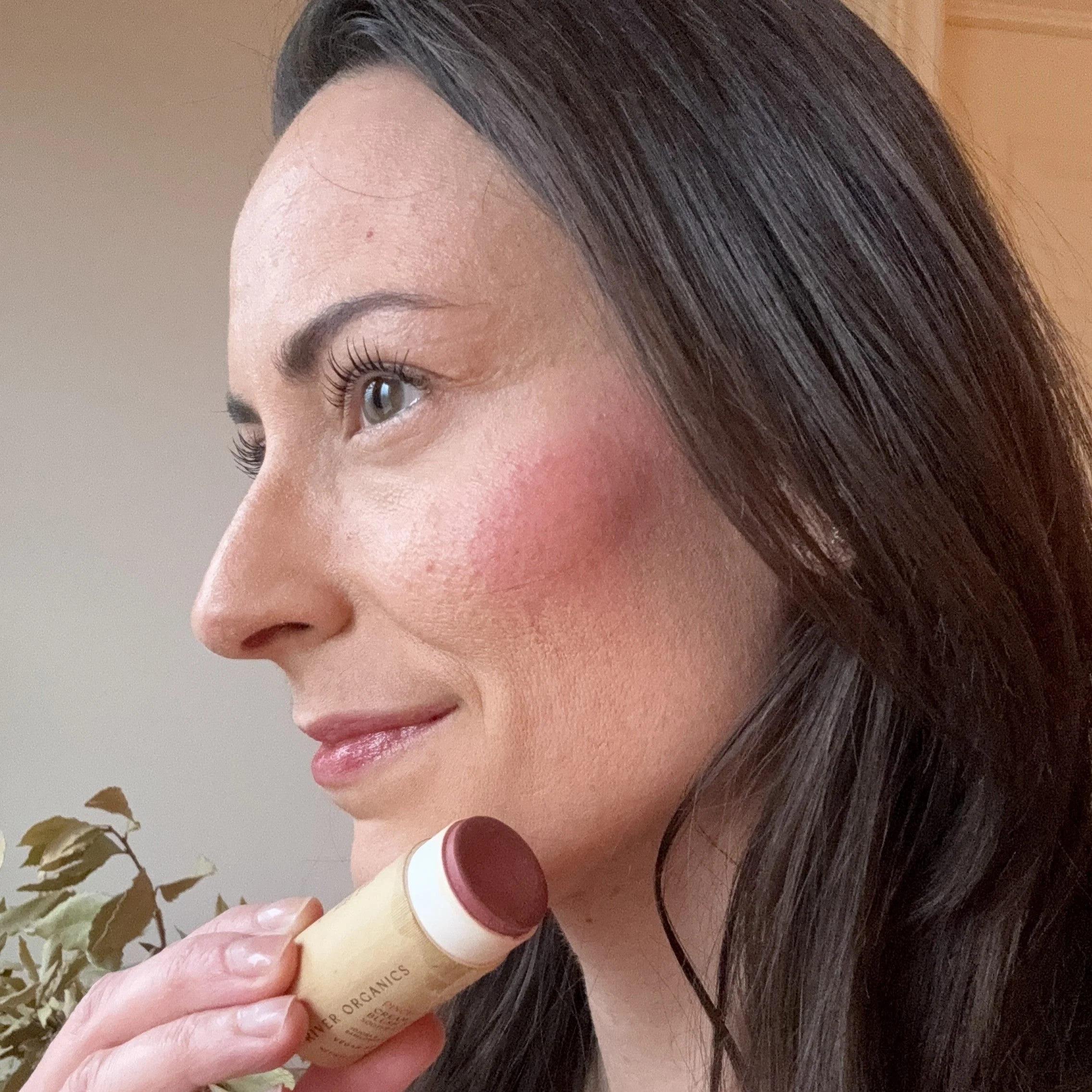 River Organics Creamy Vegan Blush Stick - Pinch - Image 5