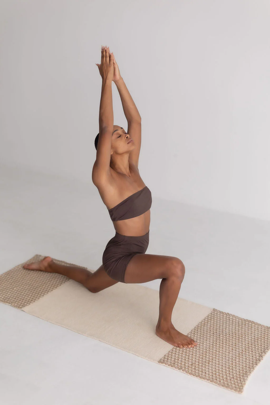 Oko Living Diamond Yoga Mat - Clay & Cream 7mm - Image 4