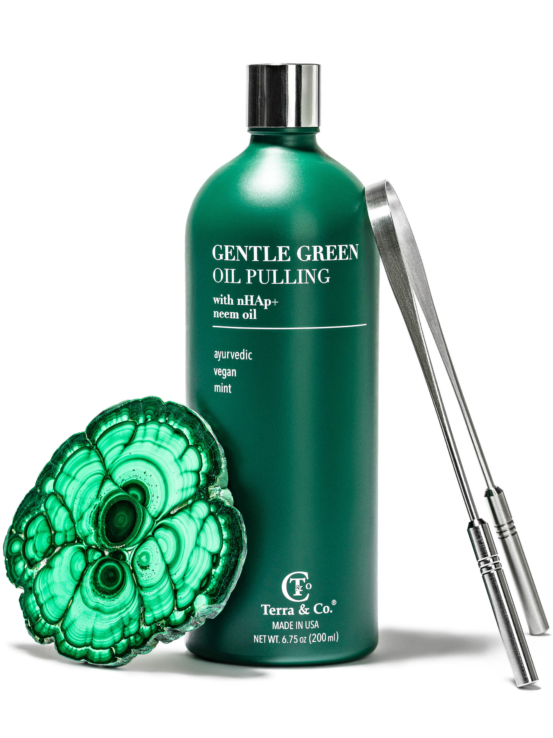Terra & Co. Gentle Green™ Oral Detox Bundle – Stainless Steel Tongue Scraper & Ayurvedic Oil Pulling (Fluoride-Free, Enamel Support)