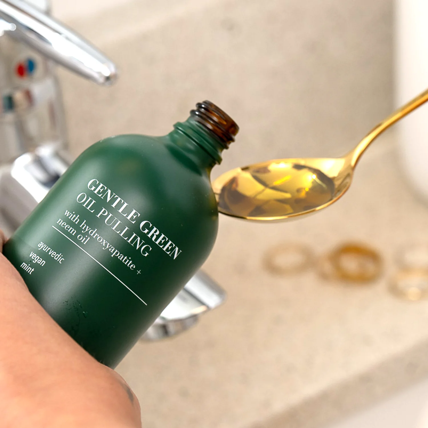 Terra & Co. Gentle Green Oil Pulling Mouthwash – Enamel Support & Gum Health - Image 5