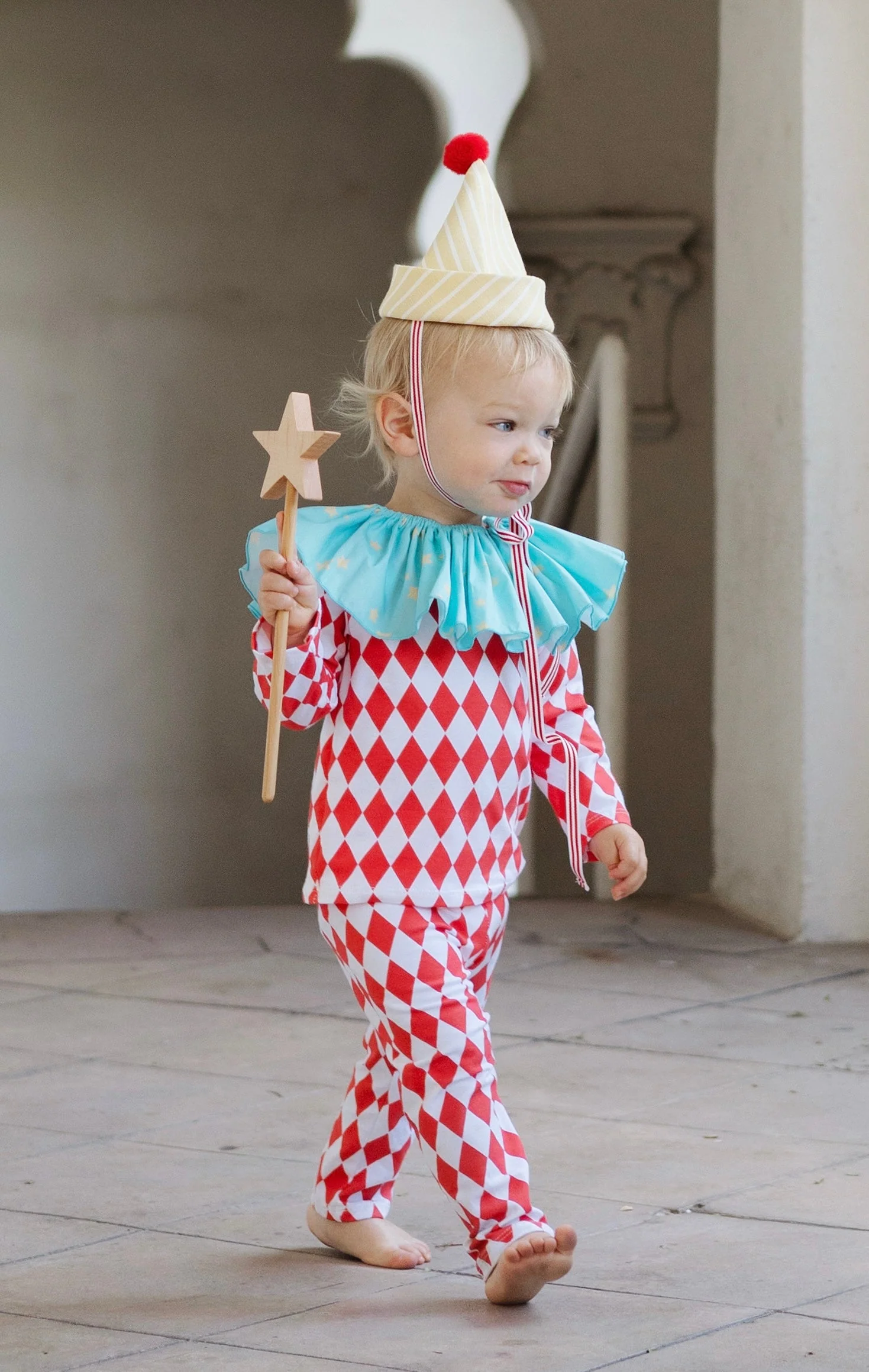 Band of the Wild Harlequin Clown Costume - Image 2