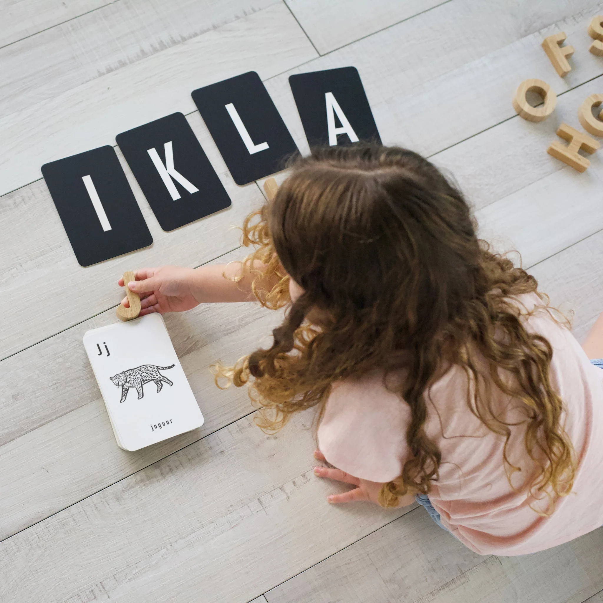 Wee Gallery Jungle Alphabet Cards - Image 3