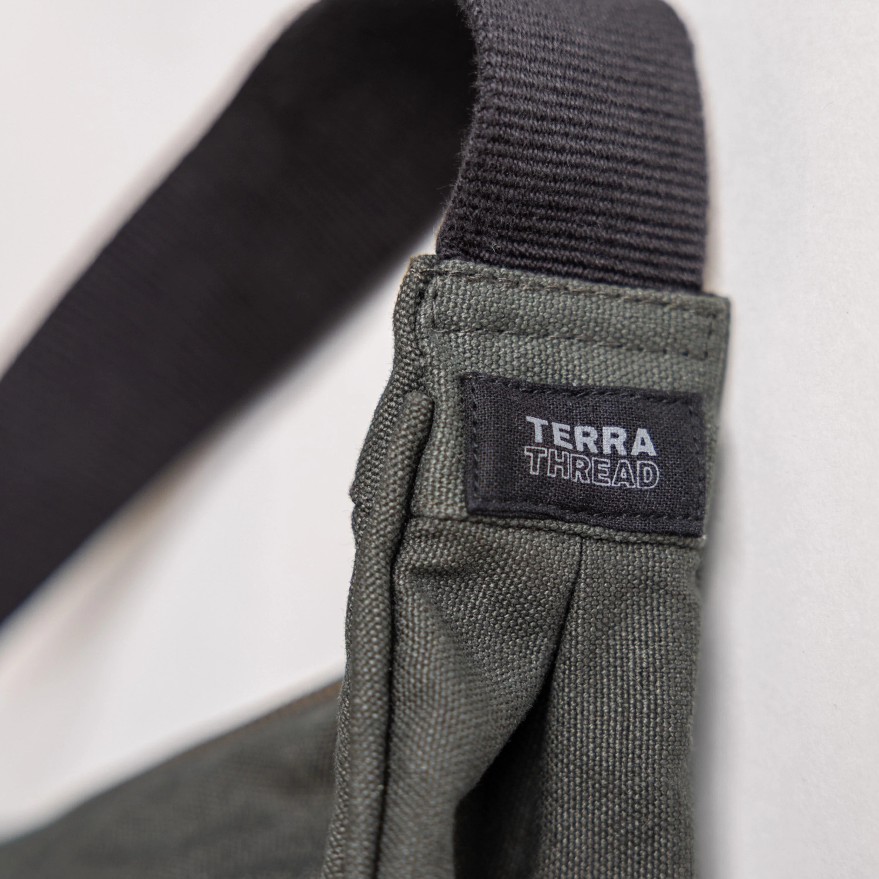 Terra Thread® Organic cotton Crossbody Bag - Image 15