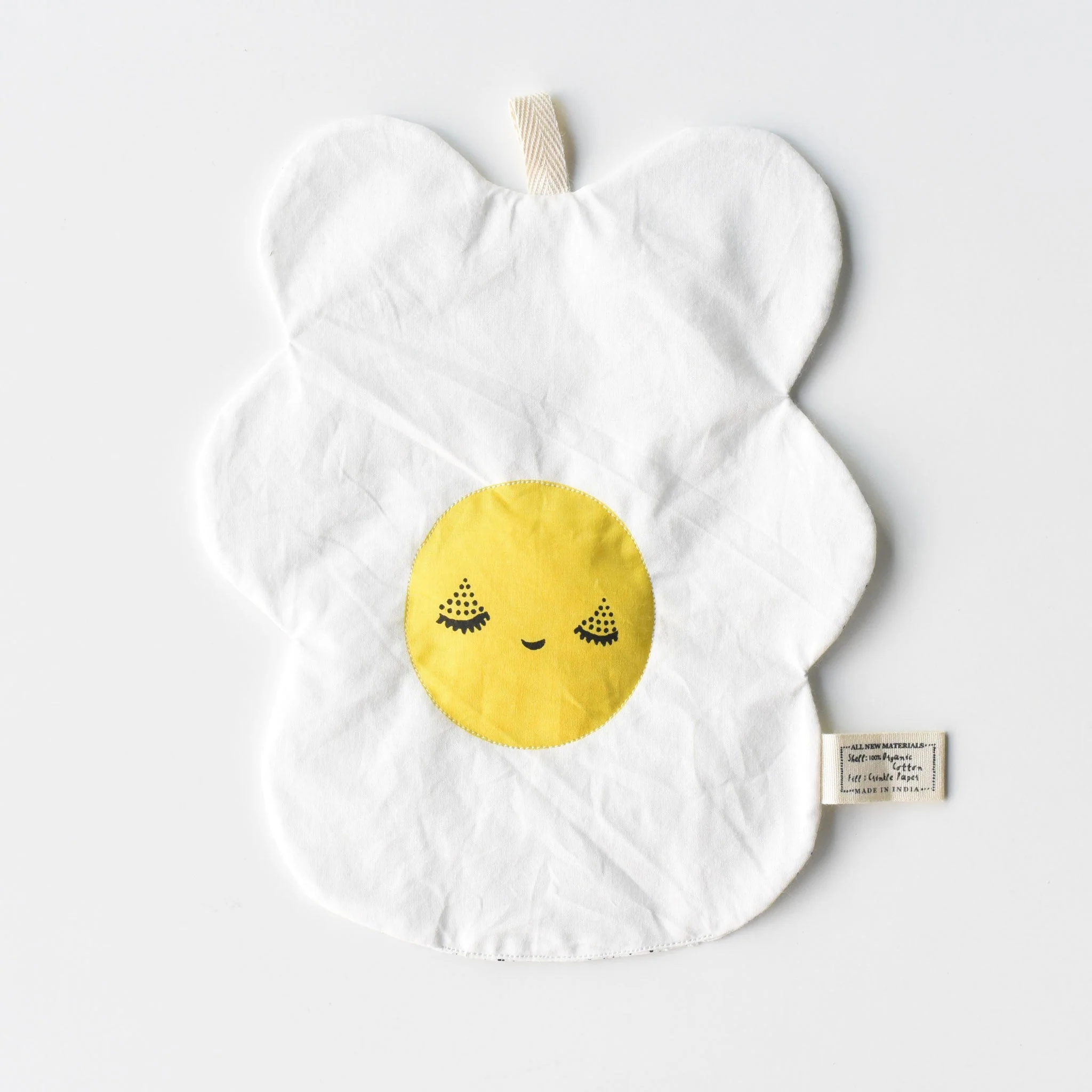Wee Gallery Organic Crinkle Toy - Egg - Image 5