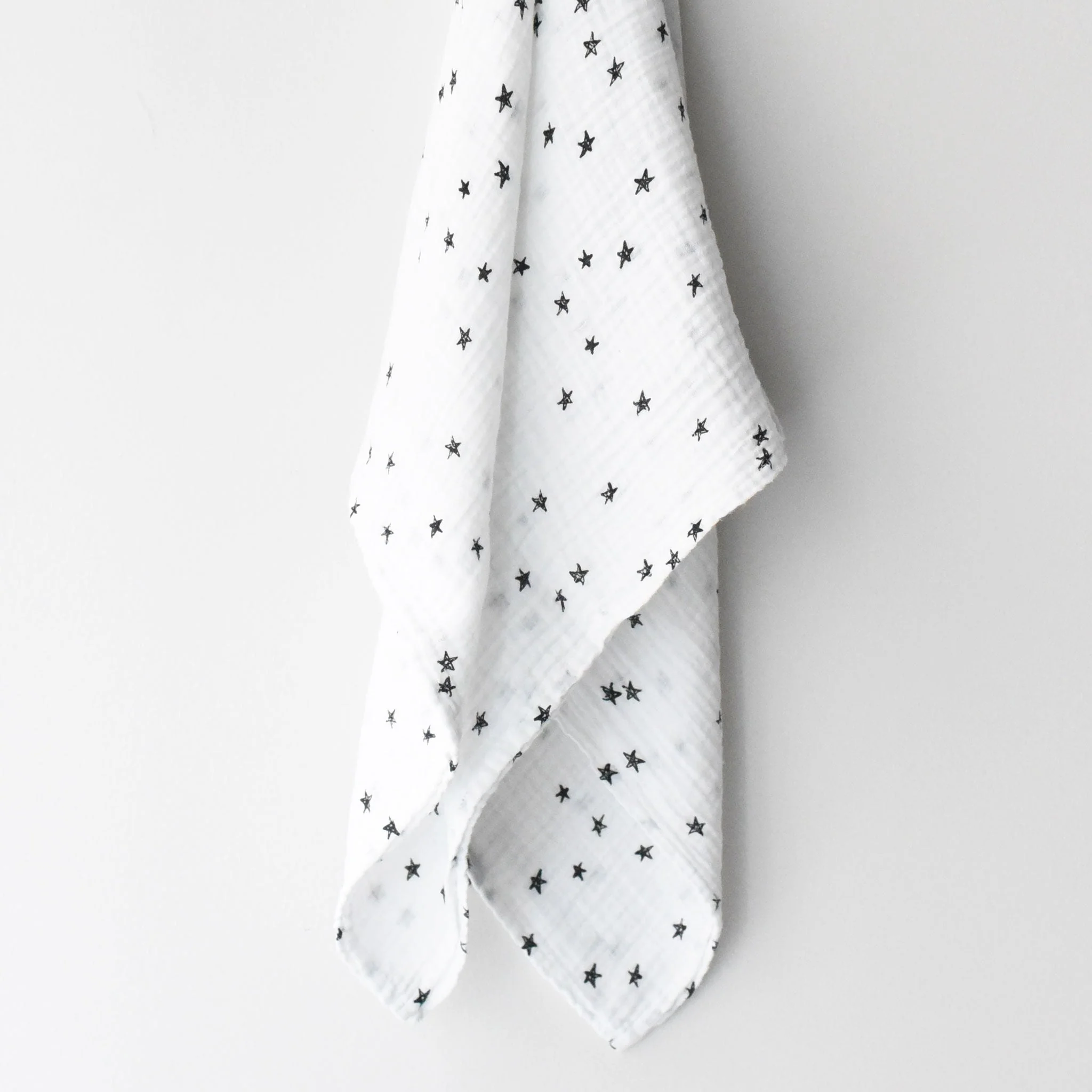 Wee Gallery Organic Muslin Swaddle - Stars - Image 4