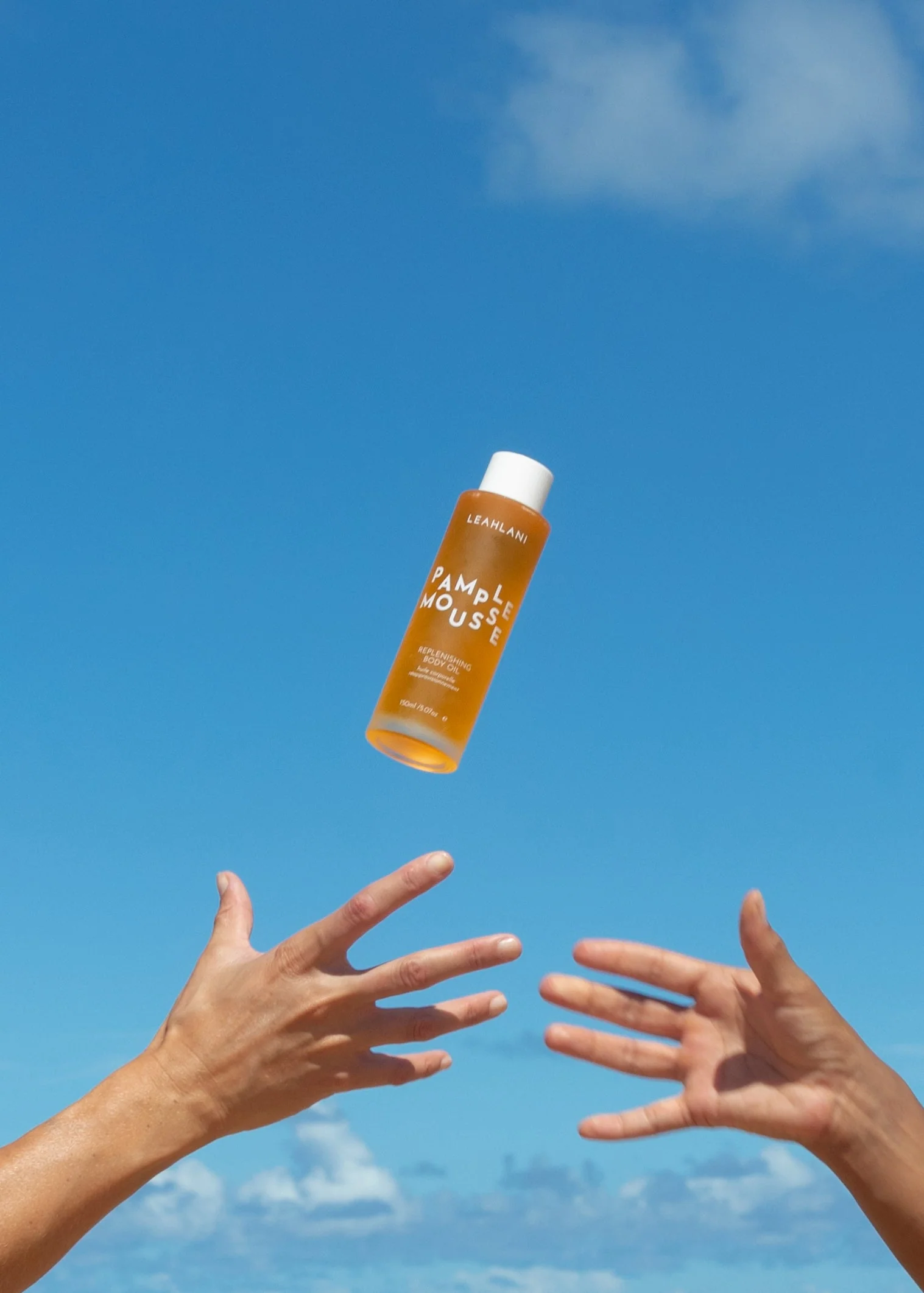 LEAHLANI Pamplemousse Replenishing Body Oil - Image 3