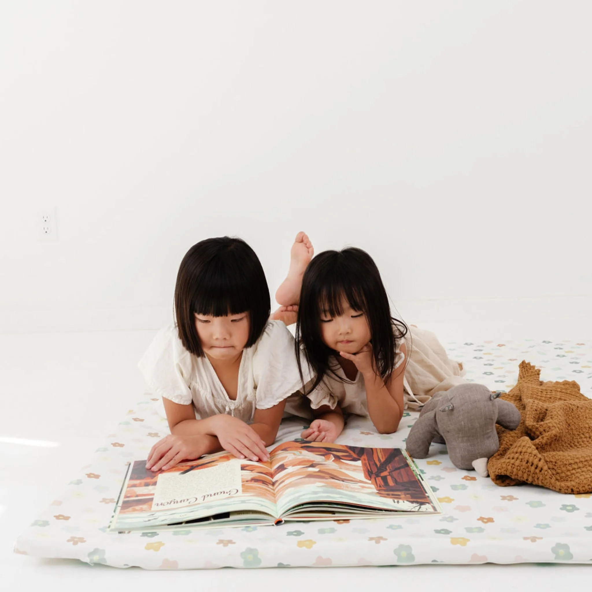 Toki Mats Playful Posies Vegan Leather Mat - Image 2