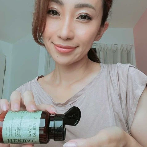 Ora's Amazing Herbal Rejuvi C Mask - Antioxidant Face Mask Powder - Image 4