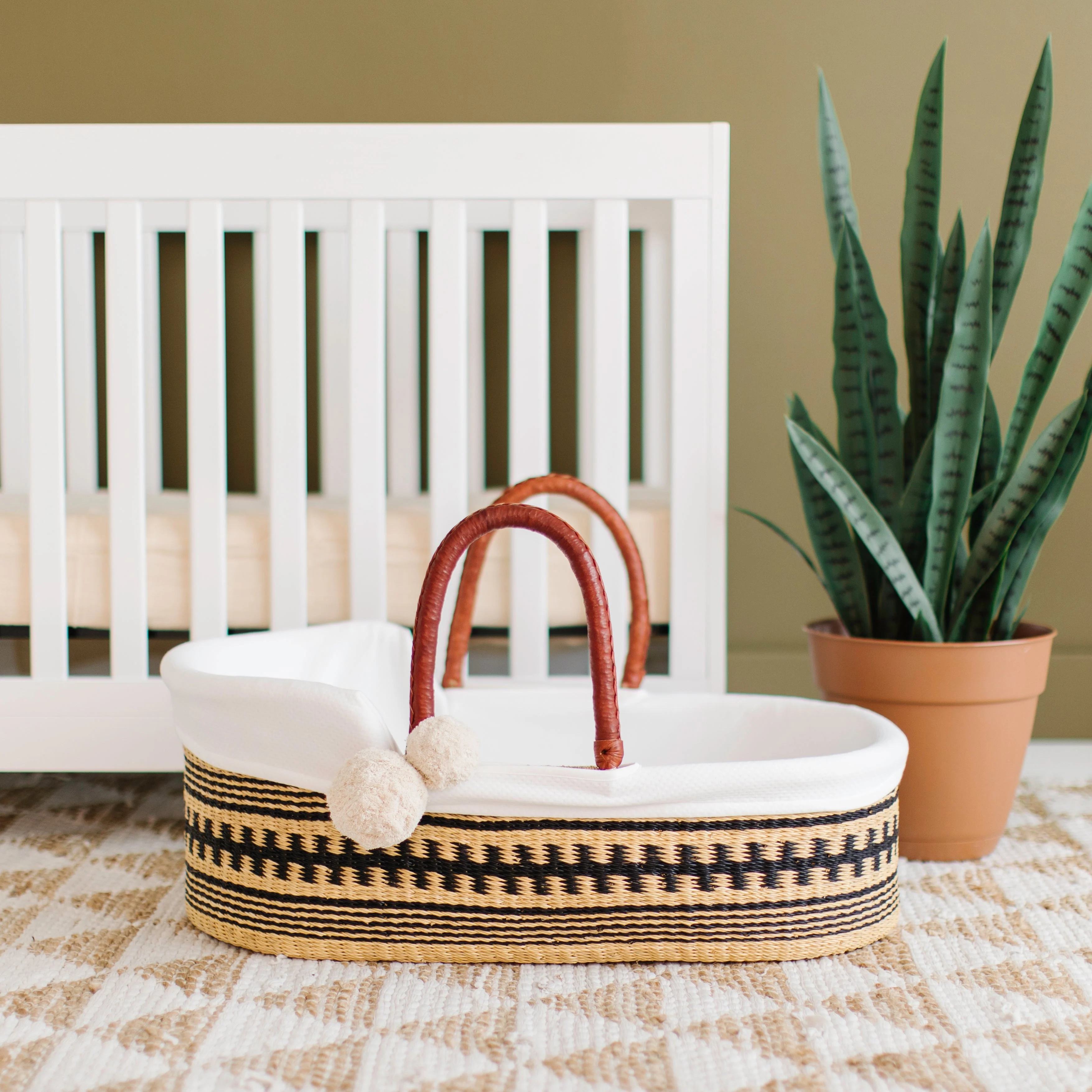 Plum+Sparrow Remy African Moses Basket - Image 2