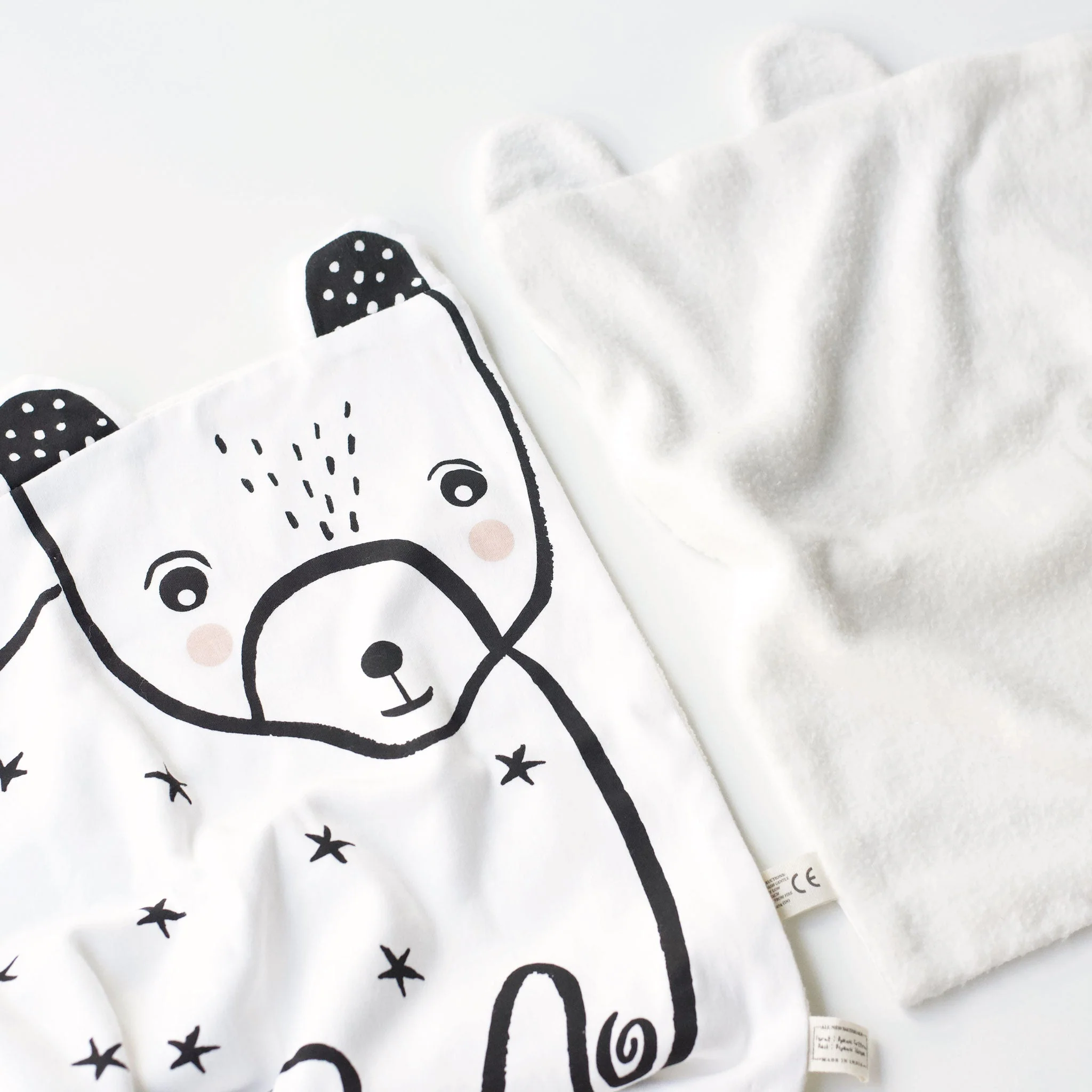 Wee Gallery Stars Snuggle Bundle - Image 4