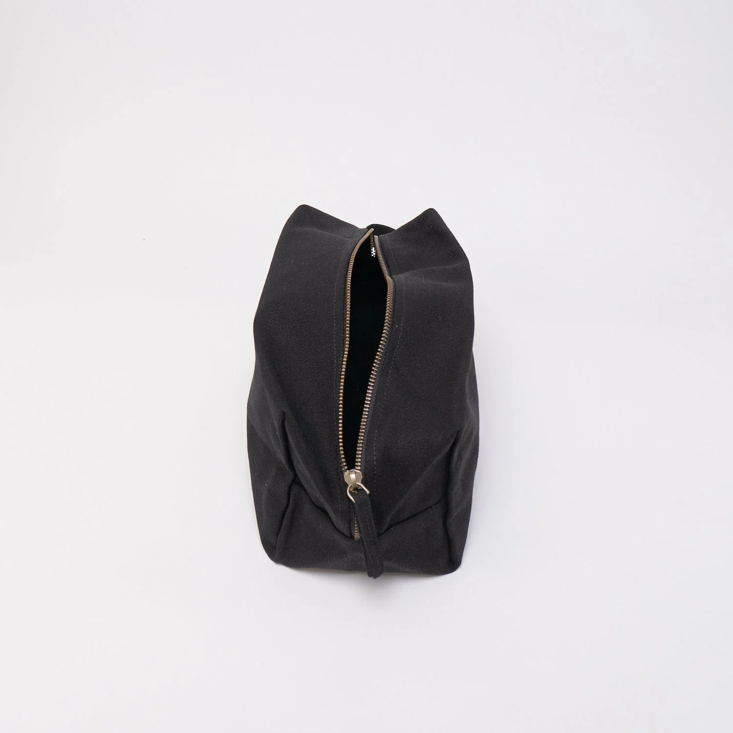 Terra Thread® Sustainable Toiletry Bag - Image 66