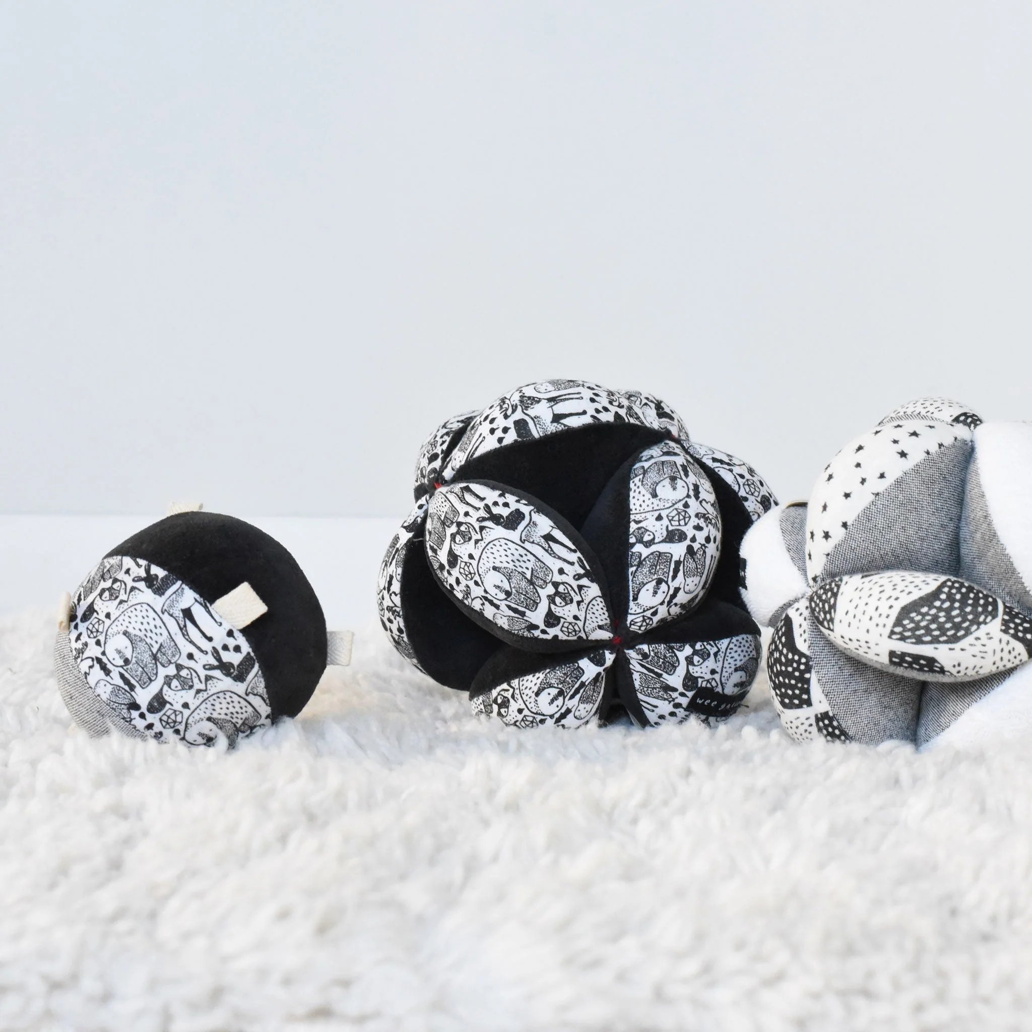 Wee Gallery Taggy Ball with Rattle - Nordic - Image 4