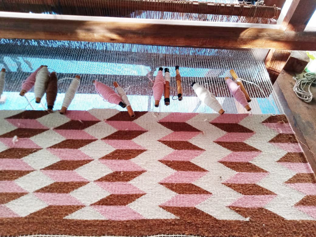 Archive New York Teo Rug in Umber/Pink - Image 4