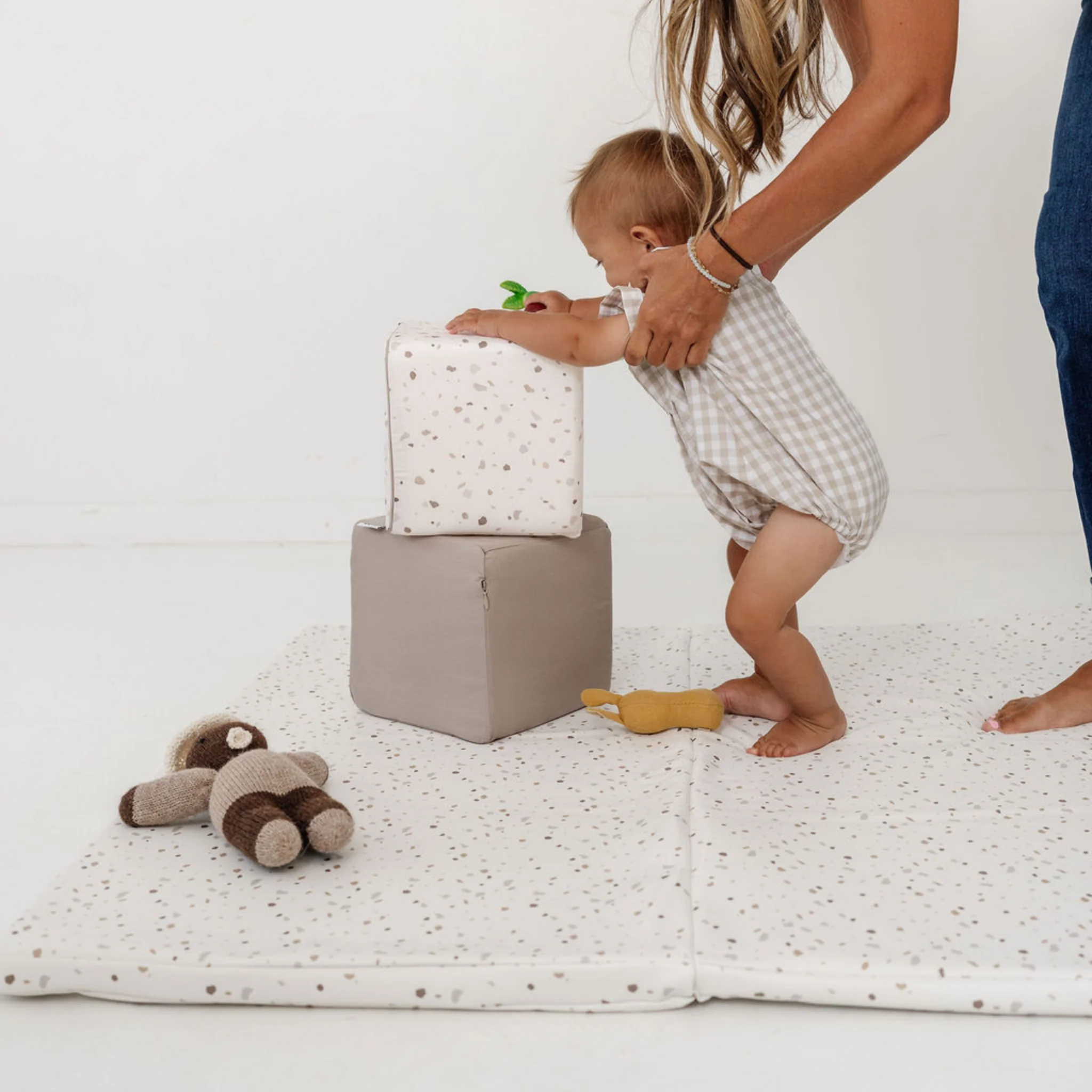 Terrazzo Chalk Vegan Leather Mat - Image 5