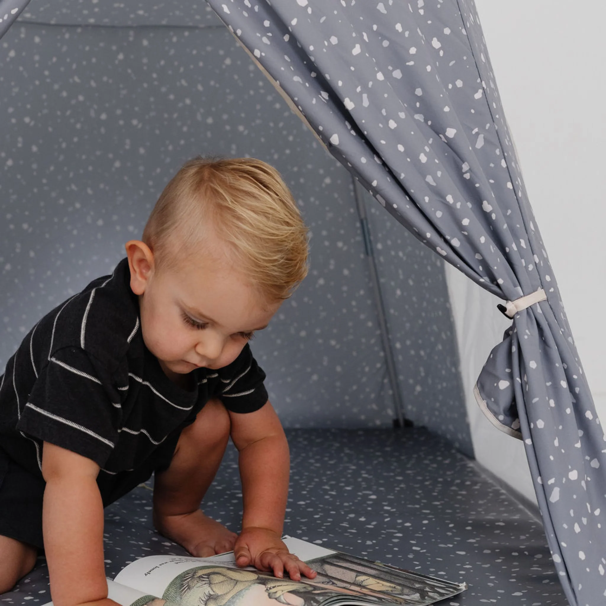 Terrazzo Slate Play Tent - Image 4