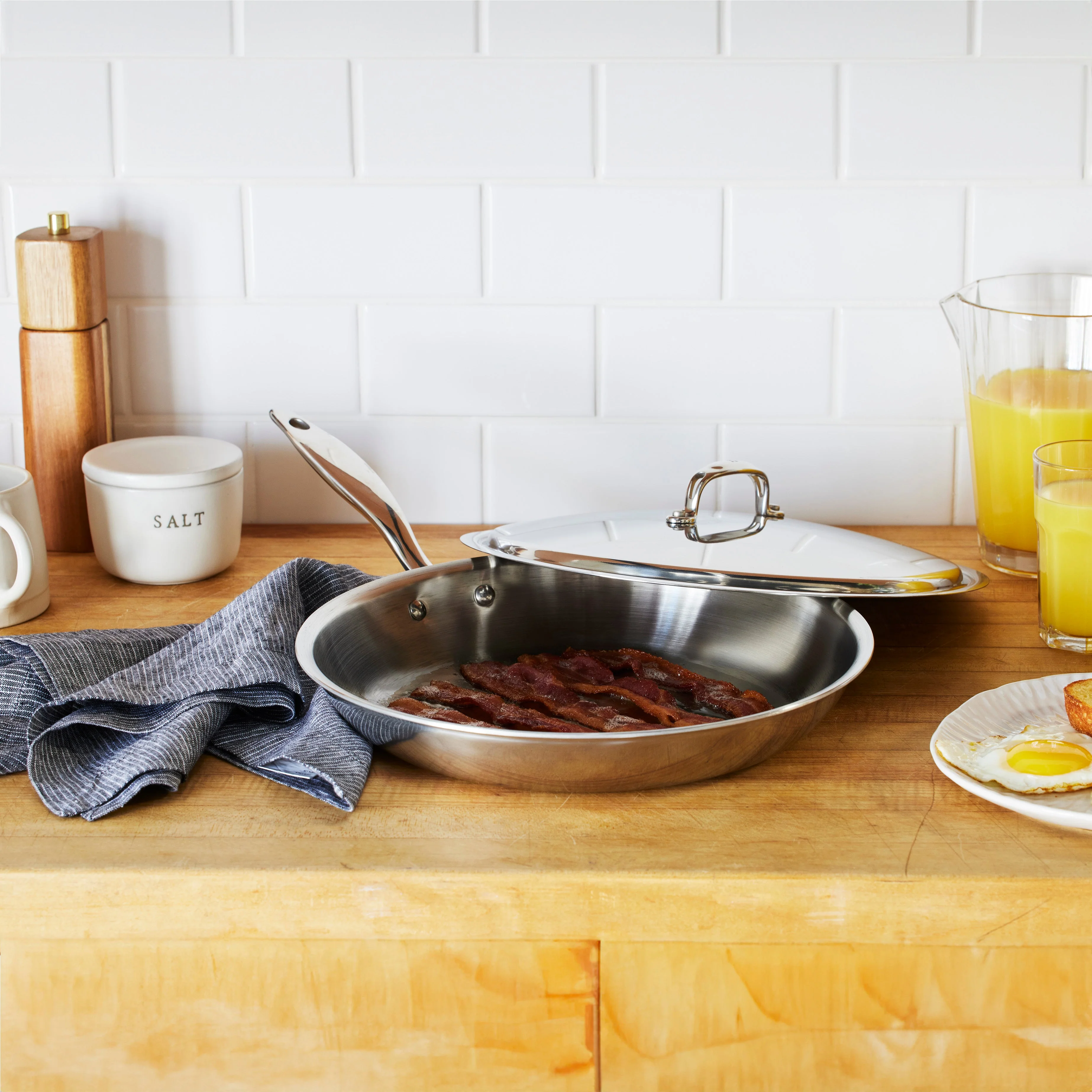 Heritage Steel Titanium Series 12" Fry Pan with Lid - Image 2