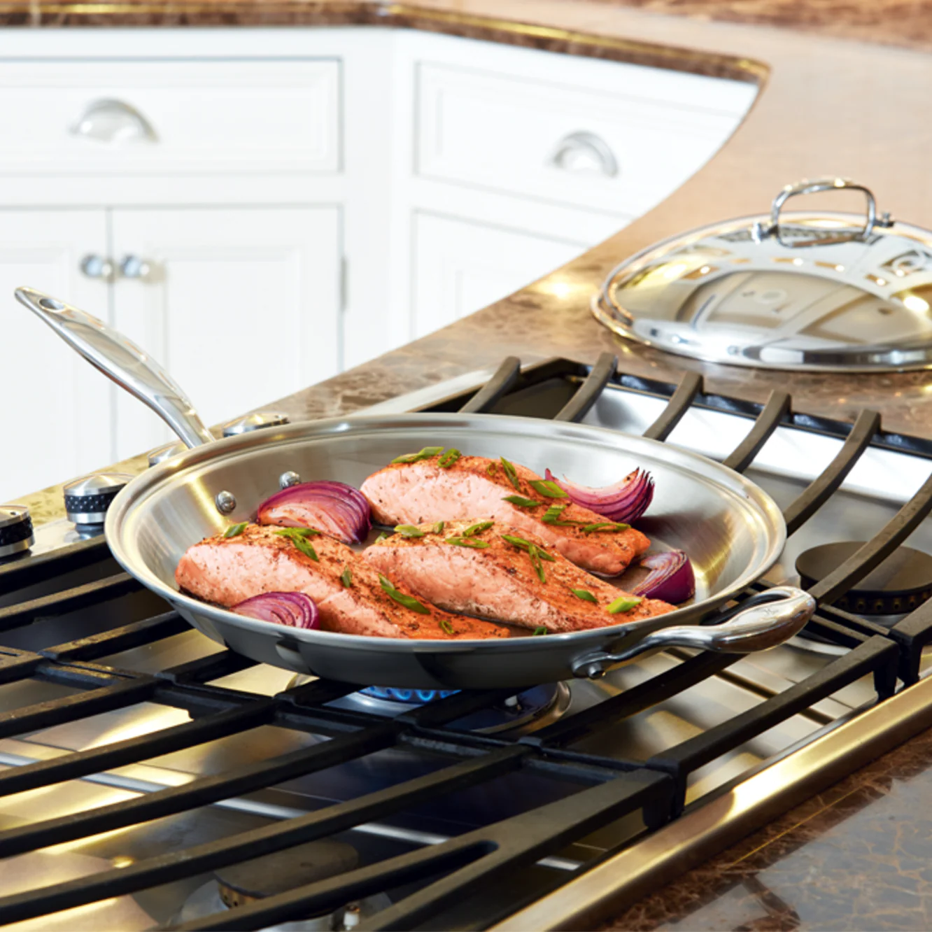 Heritage Steel Titanium Series 13.5" French Skillet with Lid - Image 2