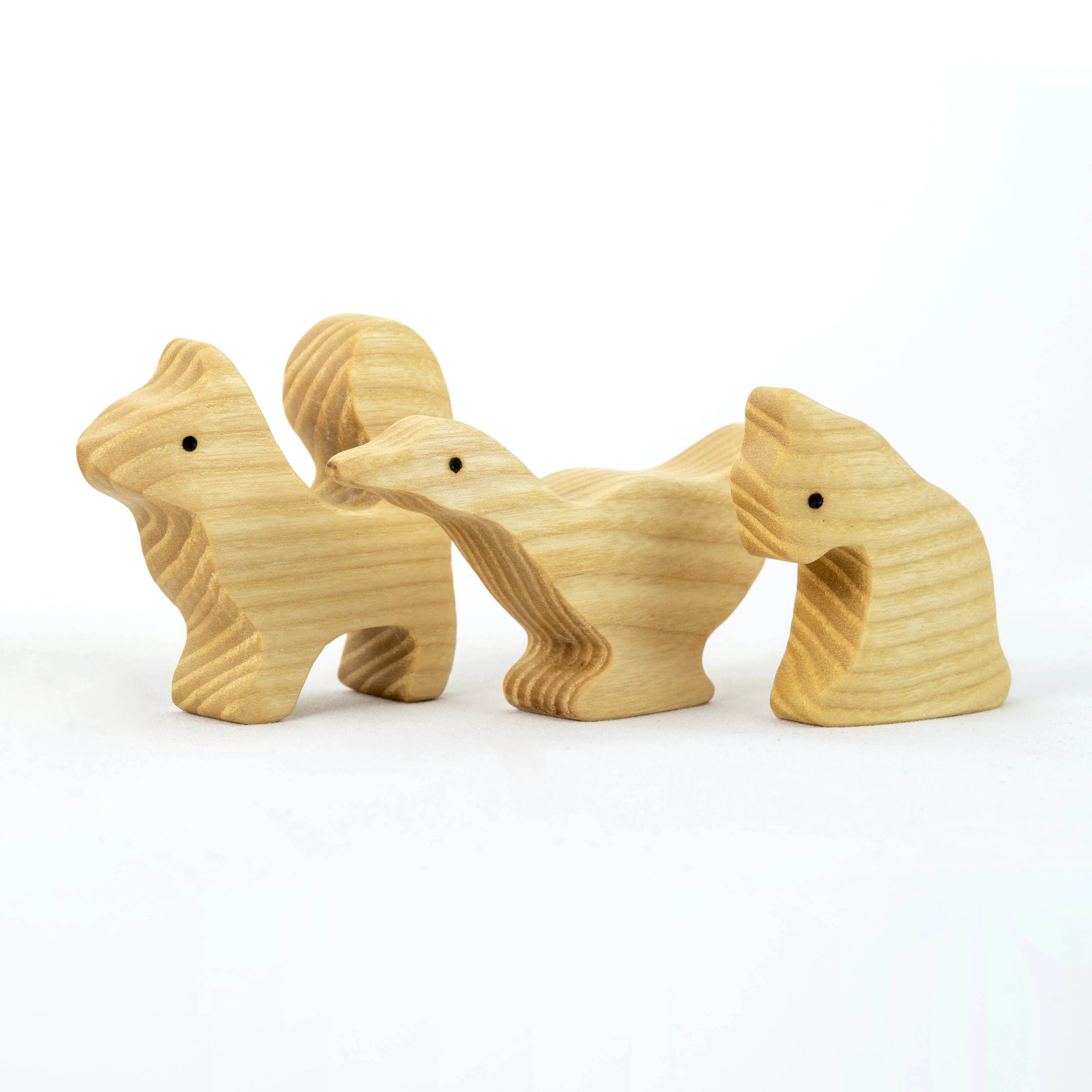 PoppyBabyCo Waldorf Wooden Natural Farm Animals Set - 11 pieces - Image 3