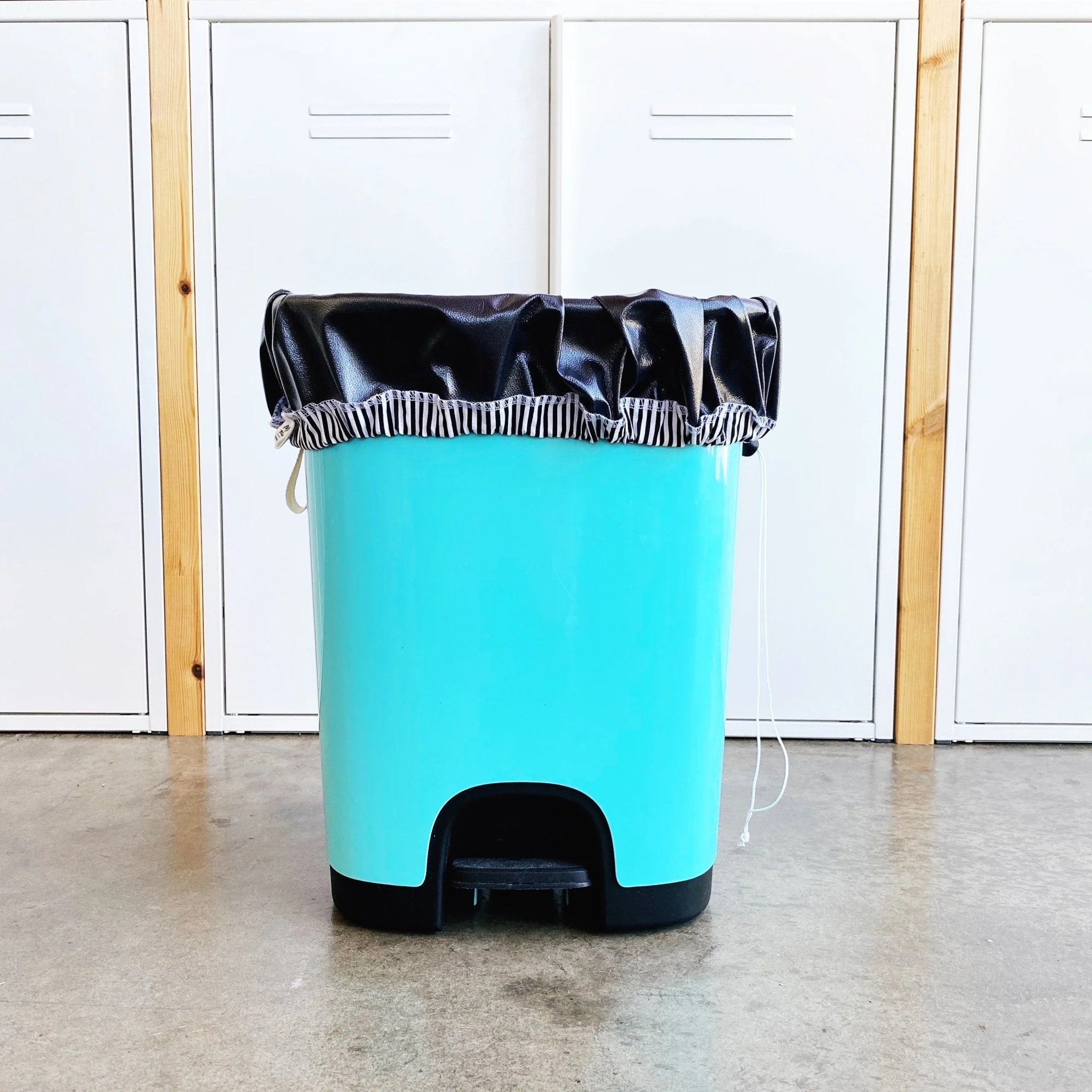 Washable Pail Liner: Reusable Trash/Recycling Bag - Image 5