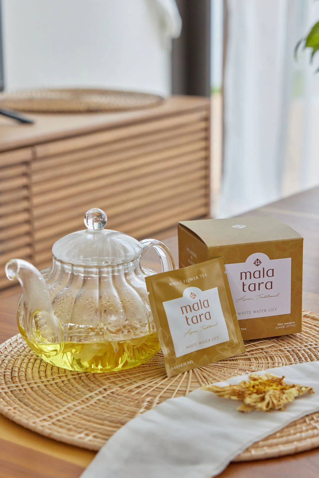 Mala Tara Water Lily Whole Flower Tea Box