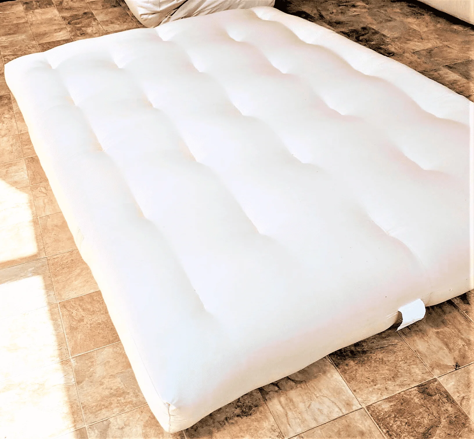 White Lotus Organic Cotton and Wool Dreamton Futon