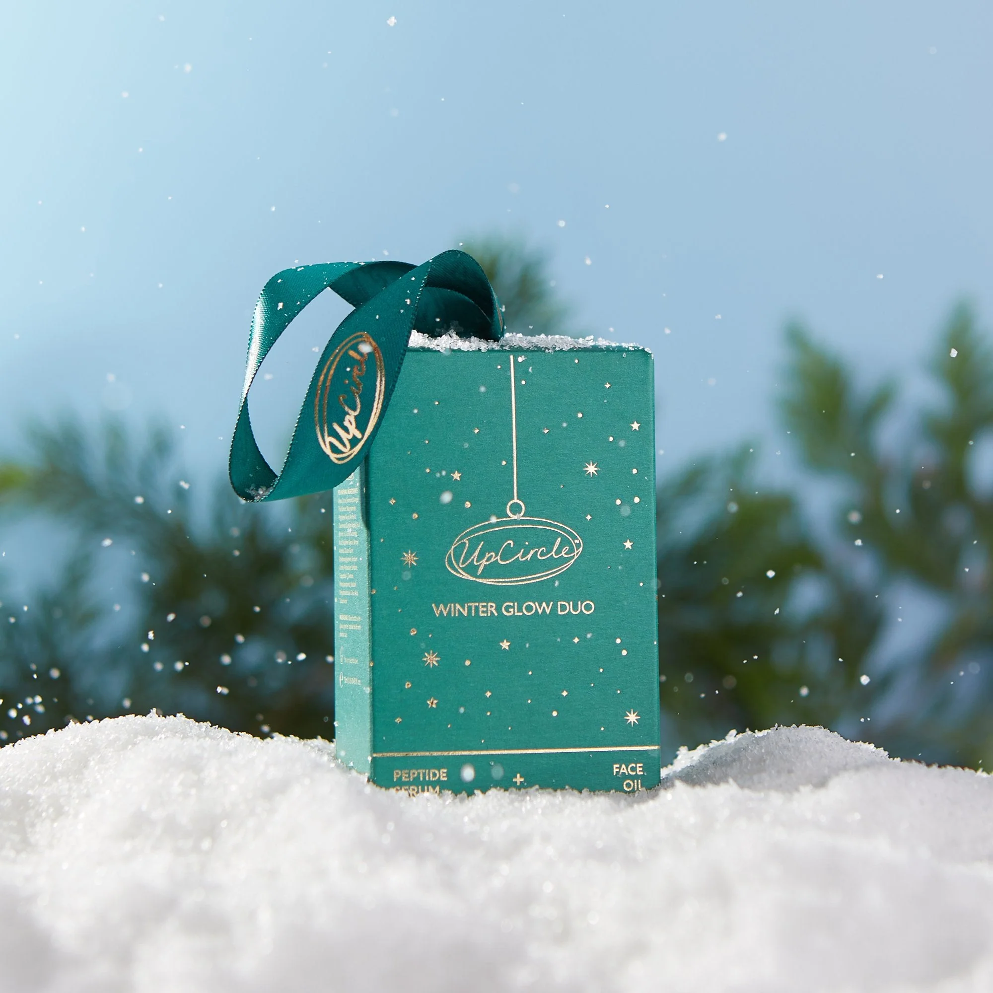 UpCircle 'Winter Glow' Festive Bauble Gift Set - Image 6
