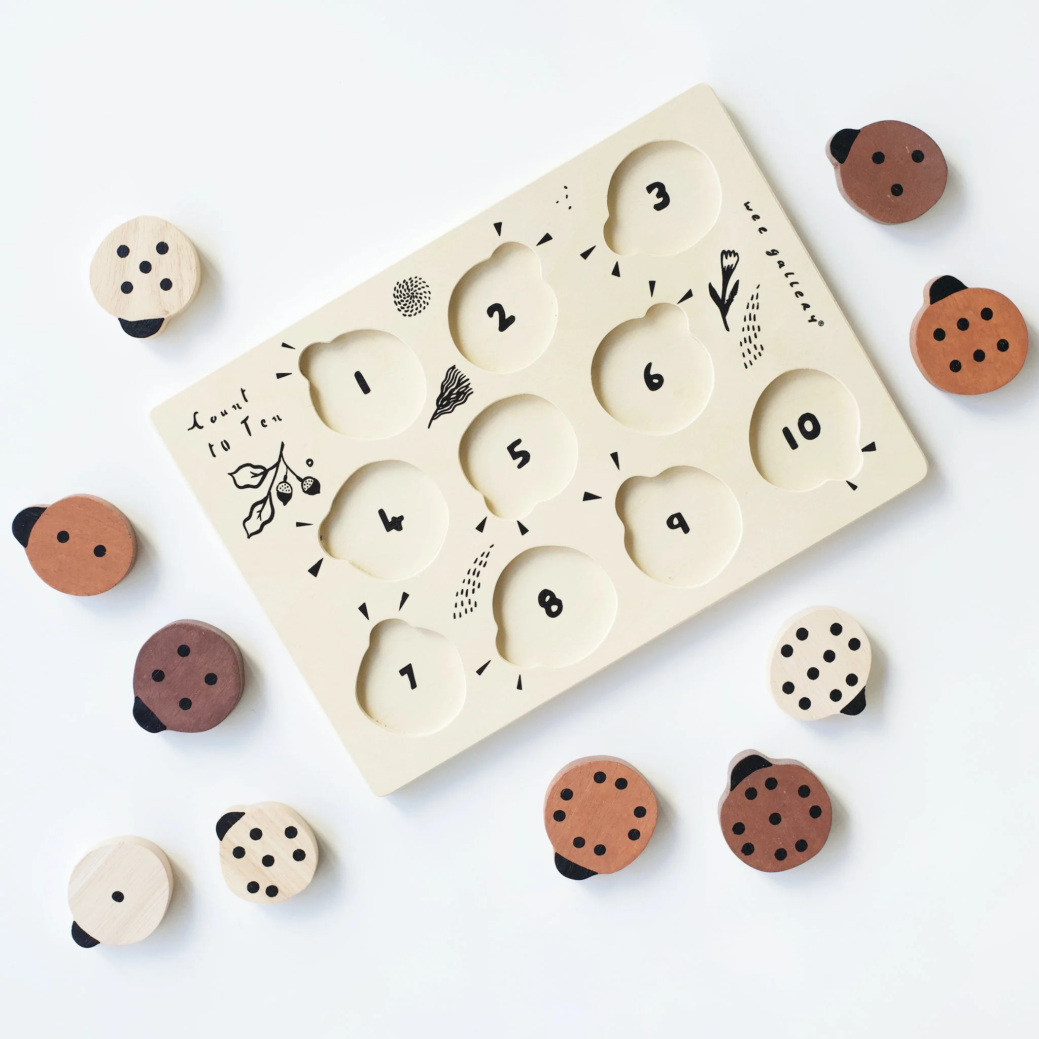 Wee Gallery Wooden Tray Puzzle - Count to 10 Ladybugs - Image 5