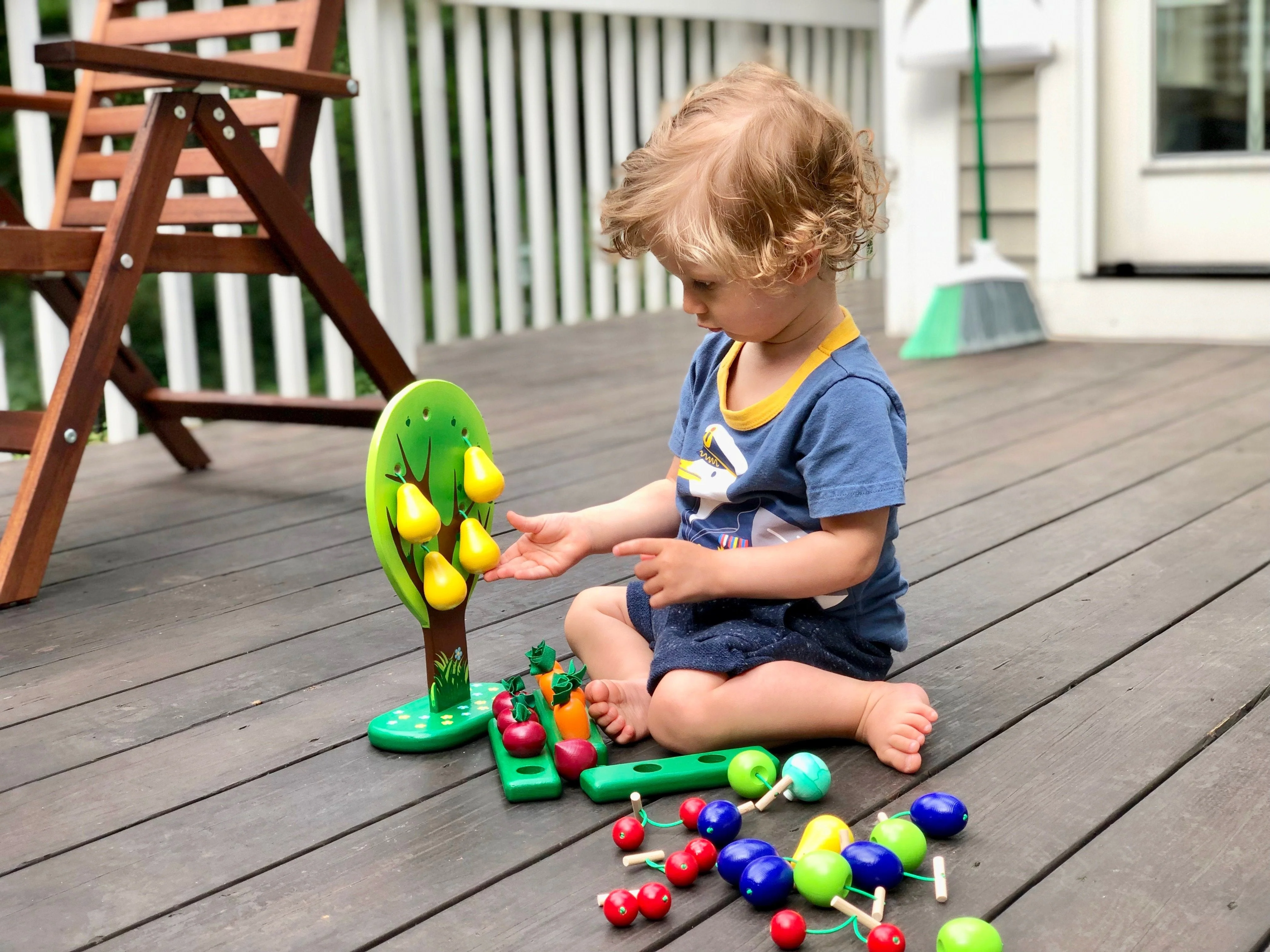 PoppyBabyCo Wooden tree with fruits and veggie Garden "Harvesting Season" - Image 2