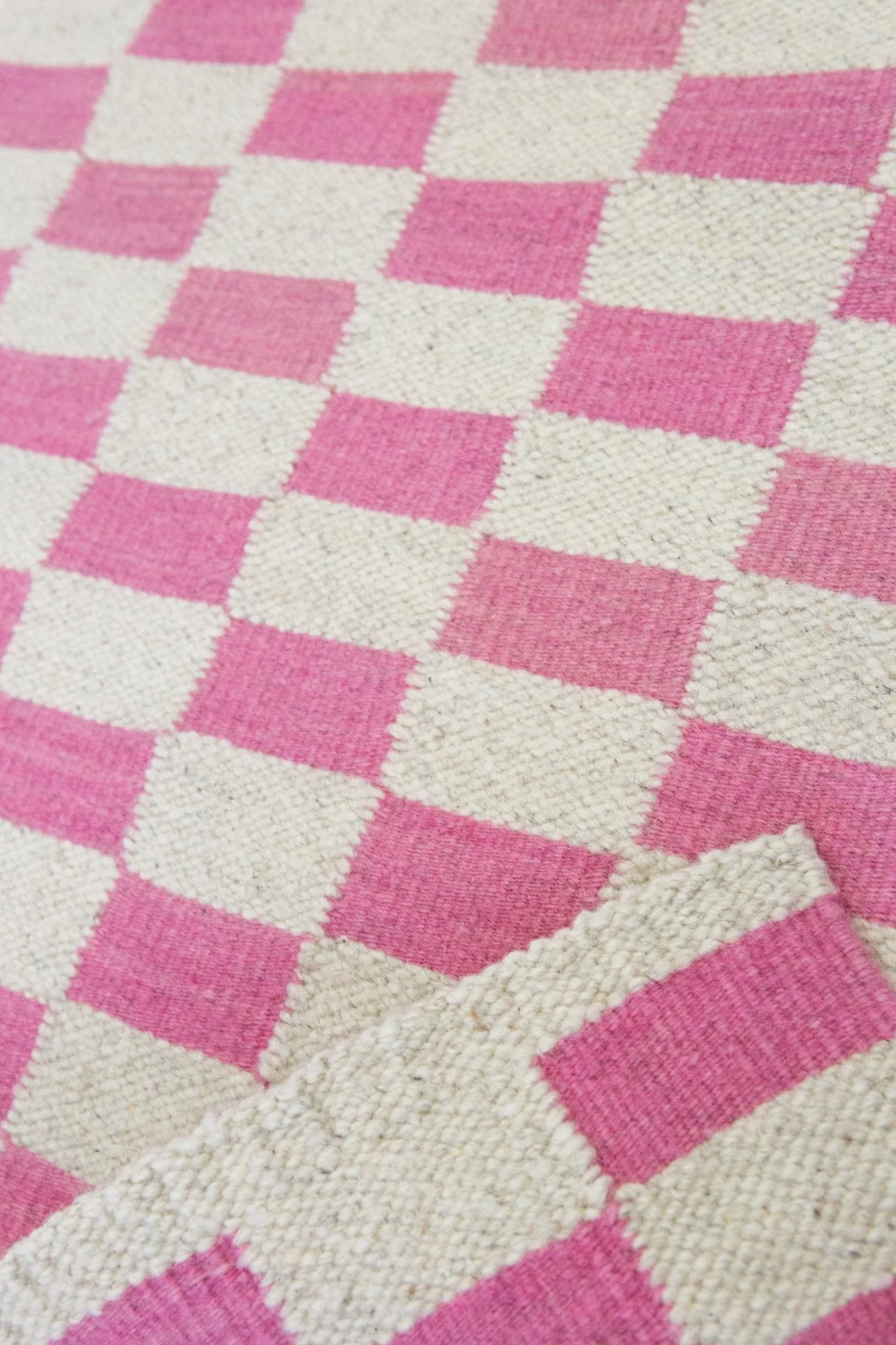 Archive New York Zapotec Checkered Rug in Pink & Ivory - Image 6