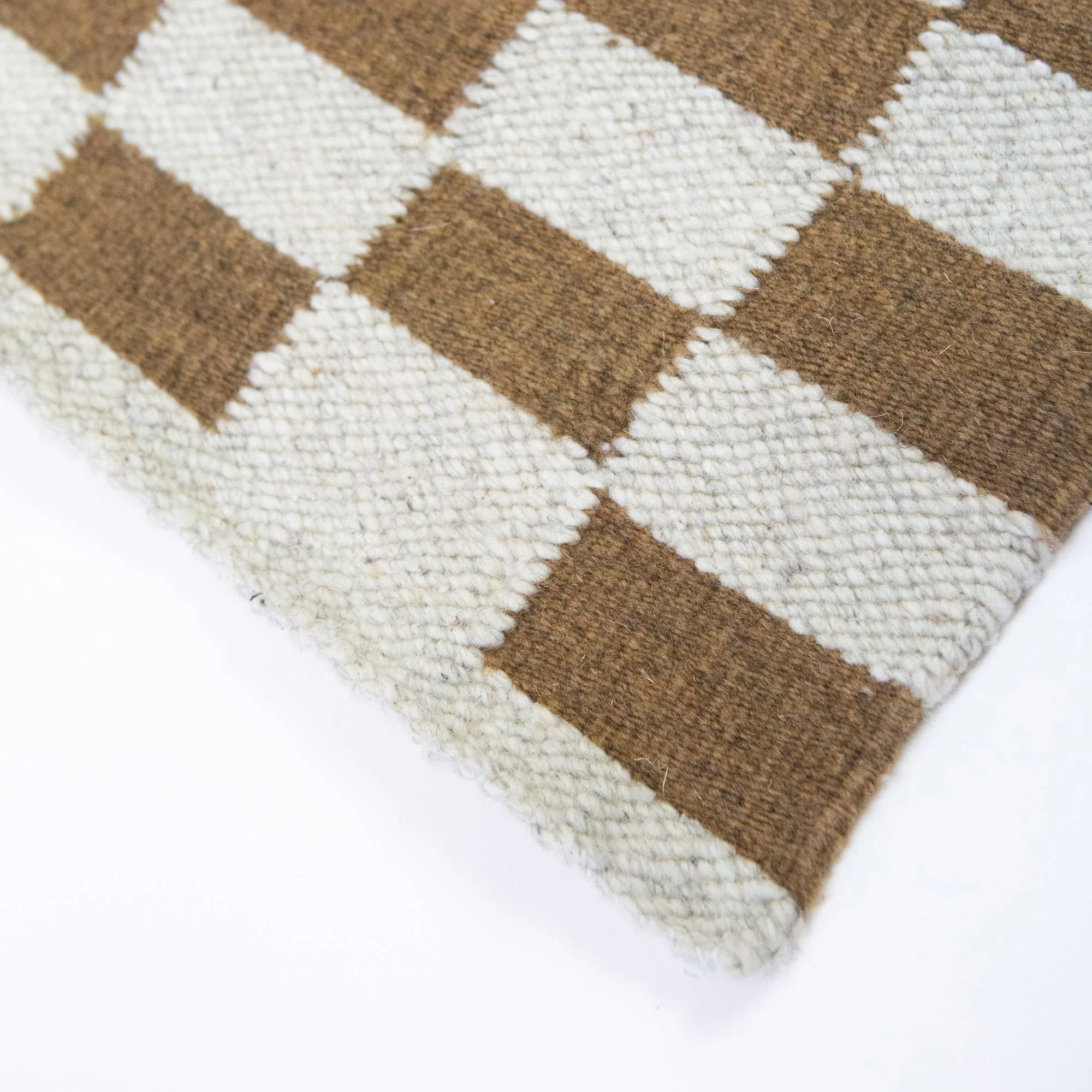 Archive New York Zapotec Checkered Rug in Umber & Ivory - Image 3