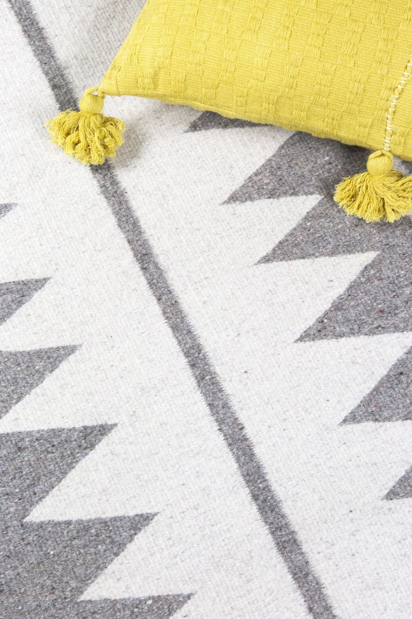 Archive New York Zapotec Grey Rug #7 - Image 2