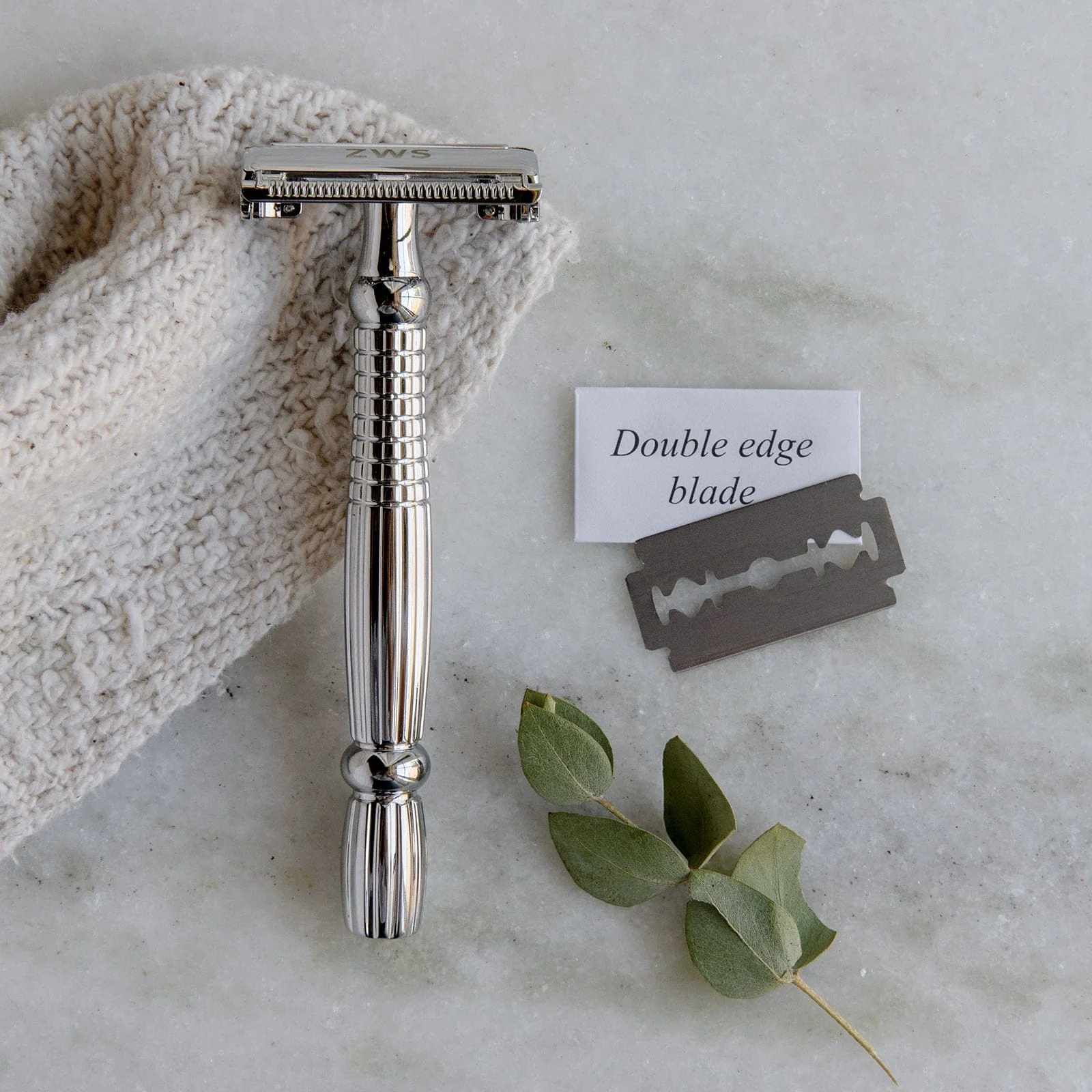 Zero Waste Store Zero Waste Safety Razor - Sustainable Razor - Single Blade, 10 Free Blades - Image 3